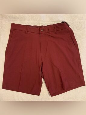 Men’s Walter Hagen golf shorts! Size 34 waist